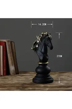 2021 Nou, Modern, Creativ Coroana Statuii Shah Regina Cal Negru Set De Șah Sculptura Pentru Decoratiuni Acasă Mansarda Ornamente Cadouri